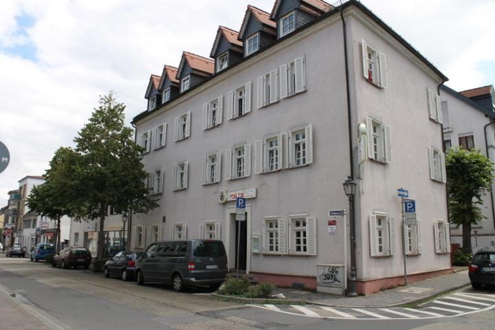 Zum Löwen Hotel