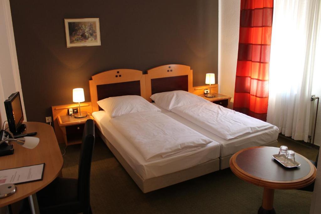 Zum Löwen Hotel